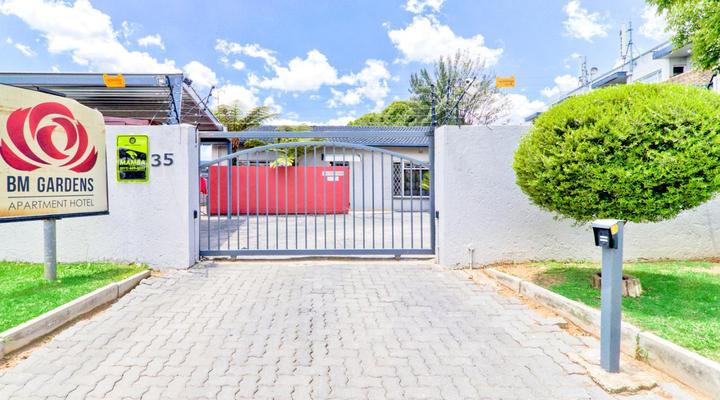 BM Gardens Apartment Hotel