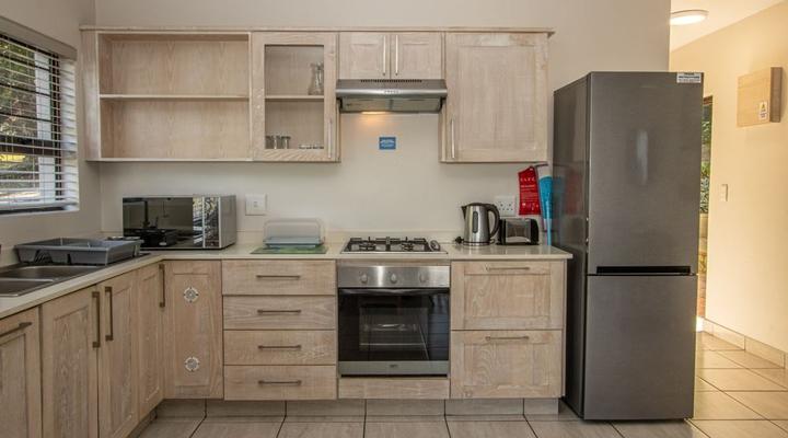 Banana Beach Club D6