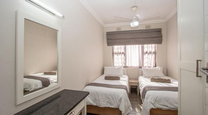 Banana Beach Club A5