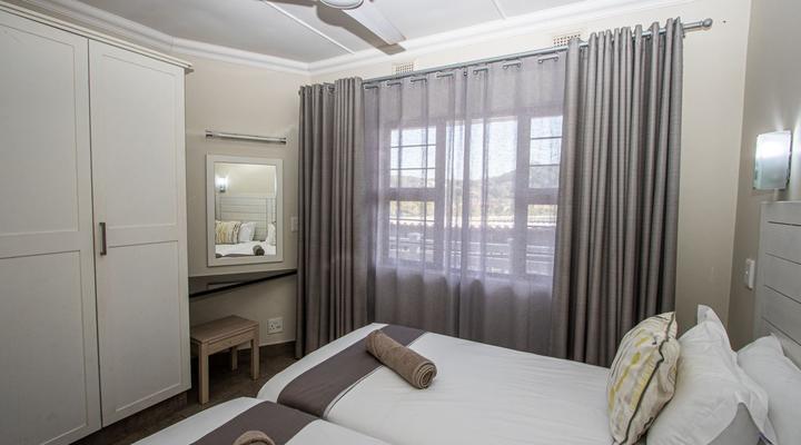 Banana Beach Club D11