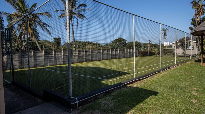 Banana Beach Club D11