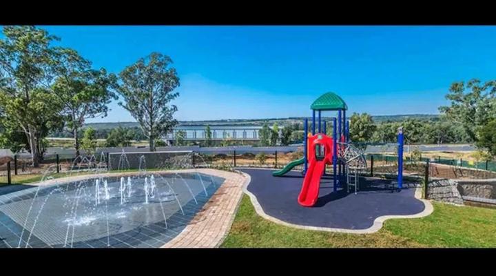 Outerspaces - 1 bedroom Luxurious Apartment in Sandton