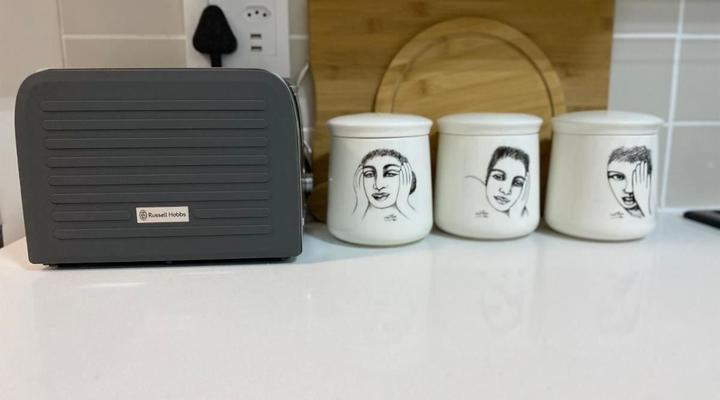 Outerspaces - 1 bedroom Luxurious Apartment in Sandton