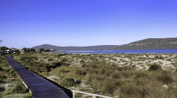 Barefootin, Langebaan, 6-sleeper