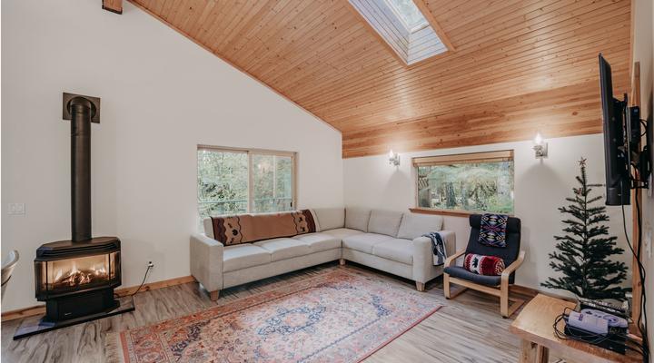 #60 Glacier Springs Cabin