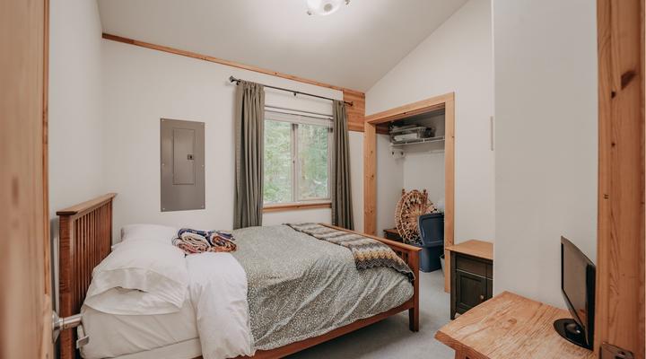 #60 Glacier Springs Cabin