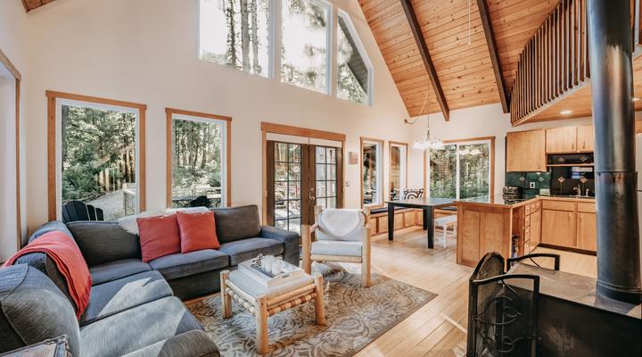 #99 Mt. Baker Rim Cabin