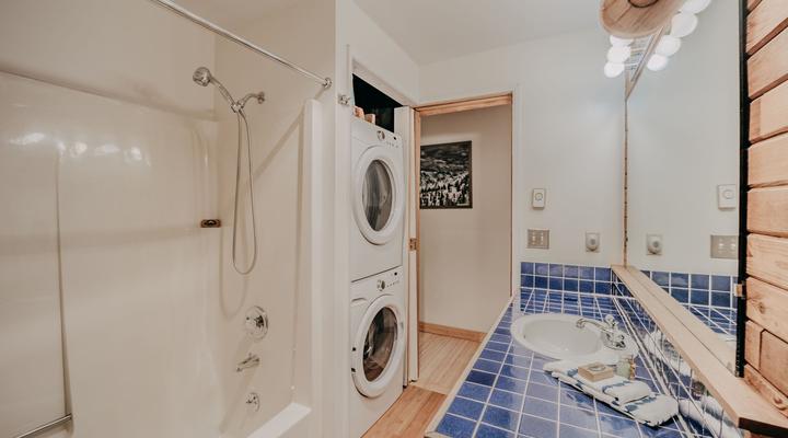 #99 Mt. Baker Rim Cabin