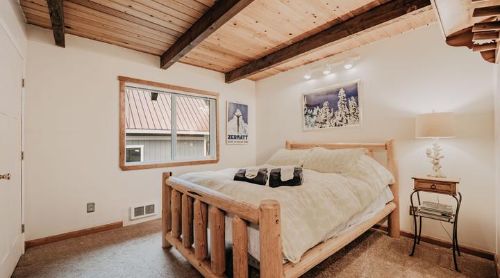 #99 Mt. Baker Rim Cabin