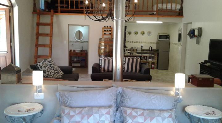 Oaksrest Vineyards Guest Farm