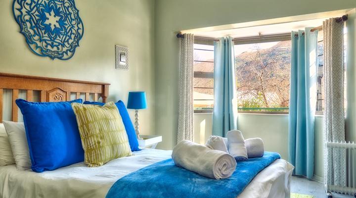 Golden View - Oak on Church