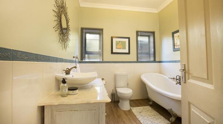 Golden View - Oak on Church