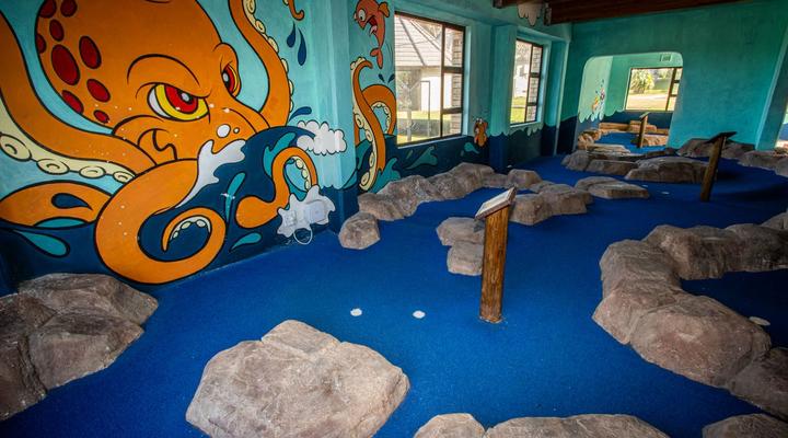 Banana Beach Club A5