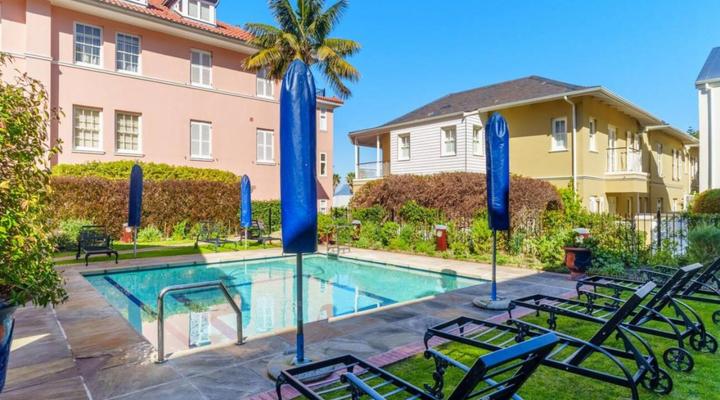 Majestic Village Apartments