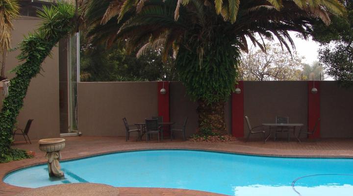 African Moon Corporate House