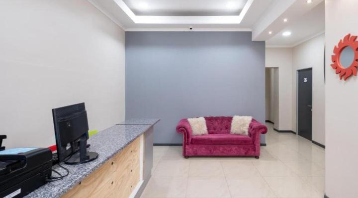 Cape Palm Royal Guest House