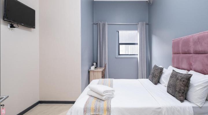 Cape Palm Royal Guest House