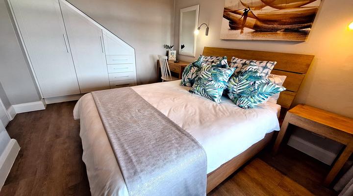 Mount Castleton: 4-Star Graded Luxury Apartment