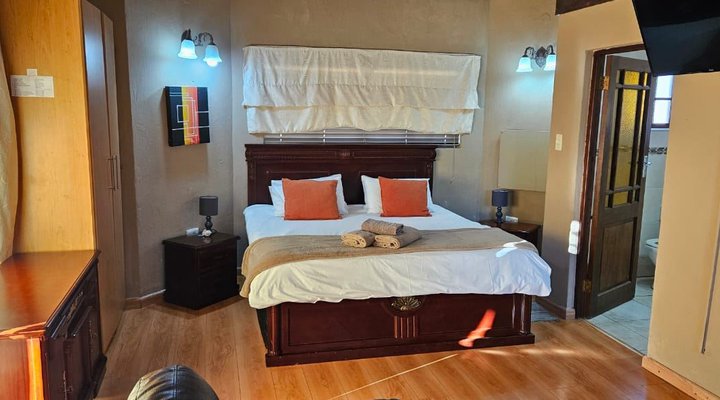 Gaggle Inn