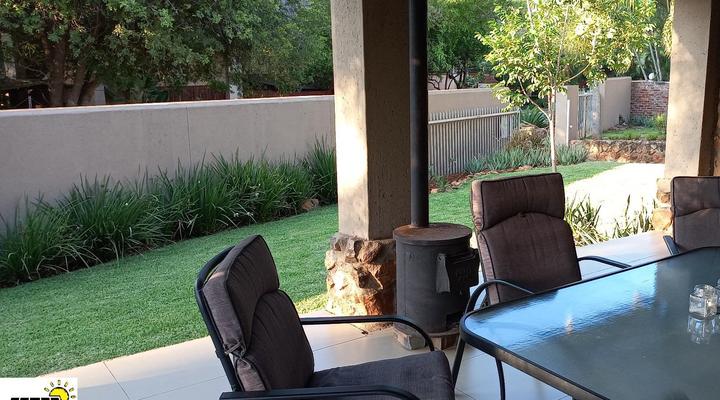 SnL Guesthouse at Visarend