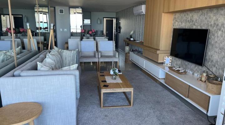 Blouberg Luxury Beachfront apartment