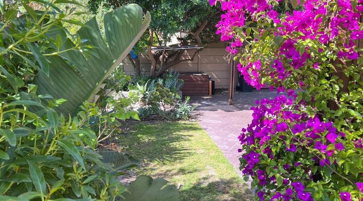 Sunset Beach Living Guesthouse