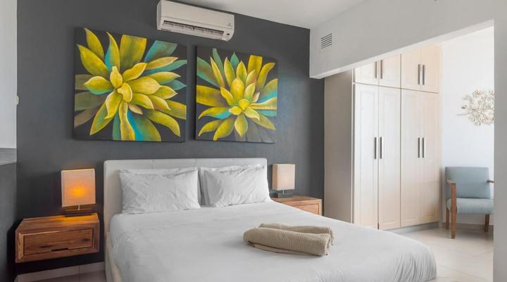 Petfriendly, Beachfront Escape