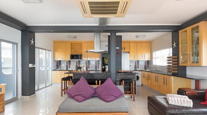 Petfriendly, Beachfront Escape