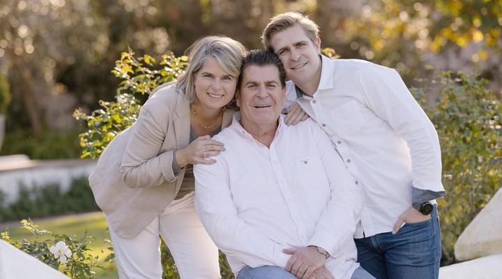 Under Oaks - The Vineyard Suites