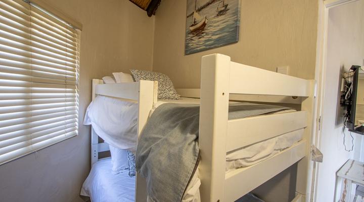 Banana Beach Club C15