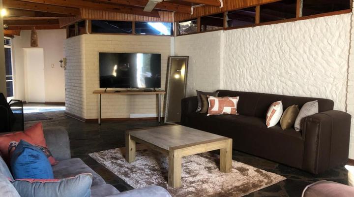 Esibayeni Guesthouse