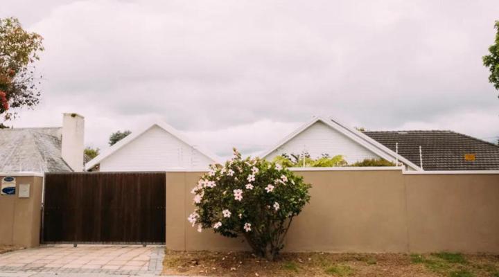 Airlie Road Family Retreat