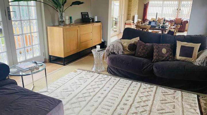 Airlie Road Family Retreat