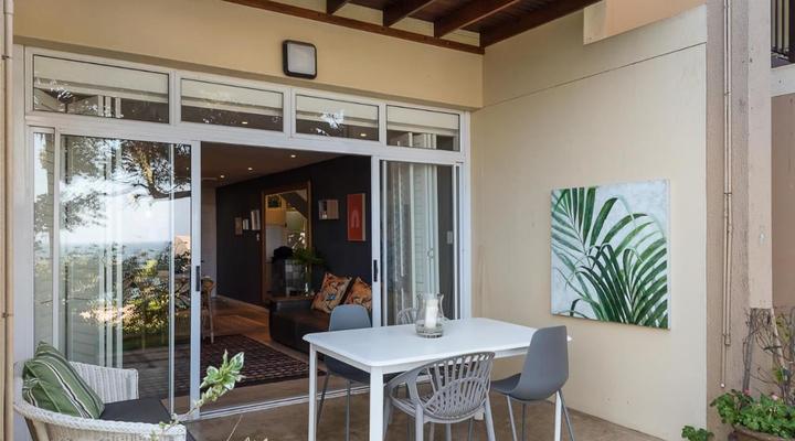 Umdloti - Stylish Beachscape