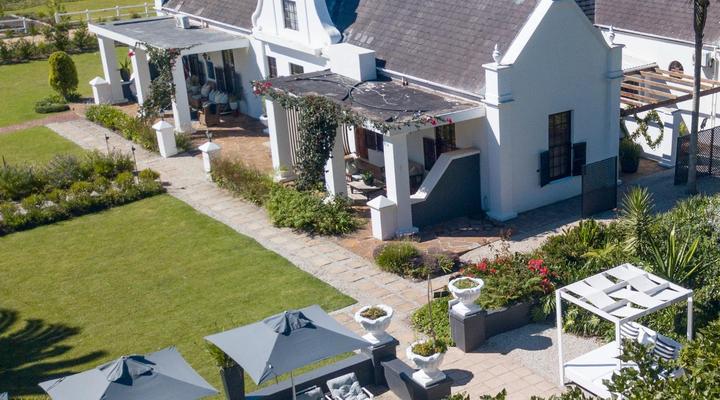 Lairds Lodge Country Estate