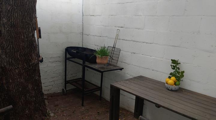 Unit Esmè & Unit Maria