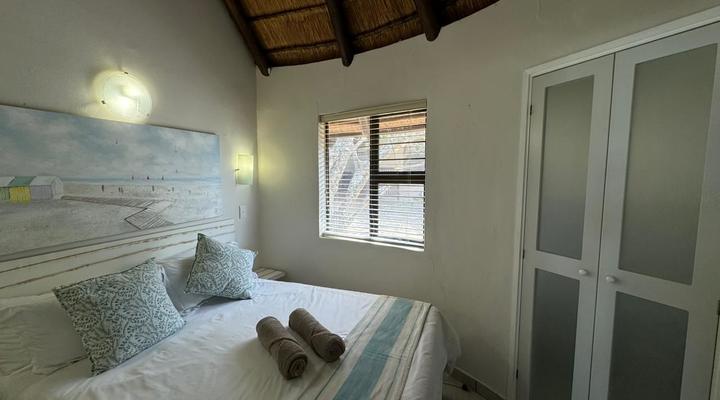 Banana Beach Club C16