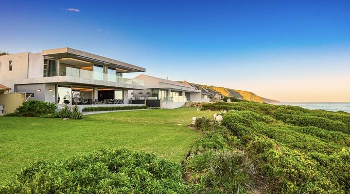 Glentana Beach Villa