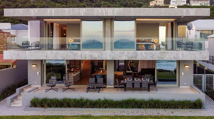 Glentana Beach Villa