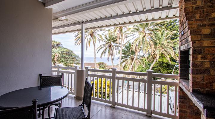 Banana Beach Club D15