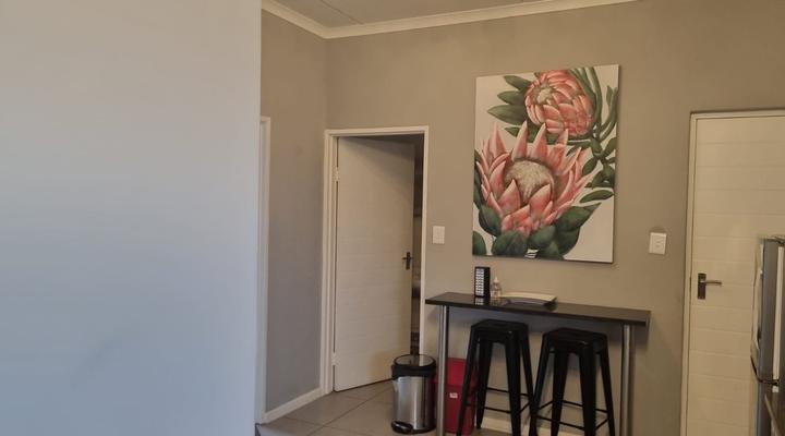 Astros Lodge 209 Blaauwberg Road, Tableview - Cape Town