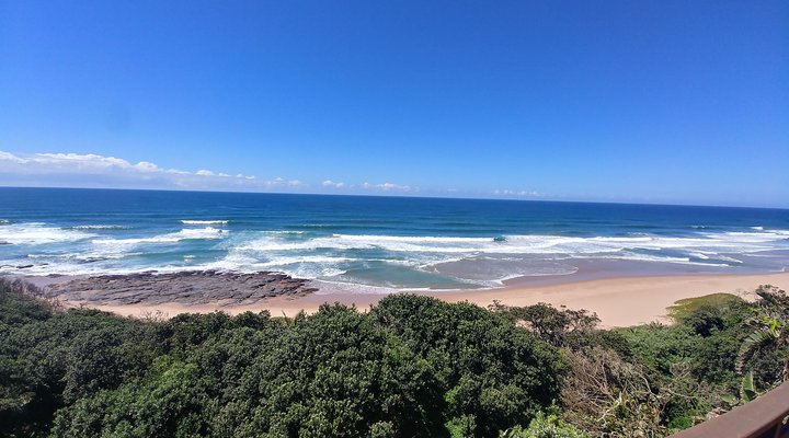 Hidden Heights Beach House, 25 Magai Drive