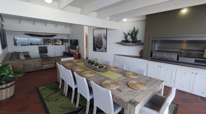 Hidden Heights Beach House, 25 Magai Drive