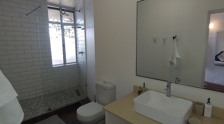 Hidden Heights Beach House, 25 Magai Drive