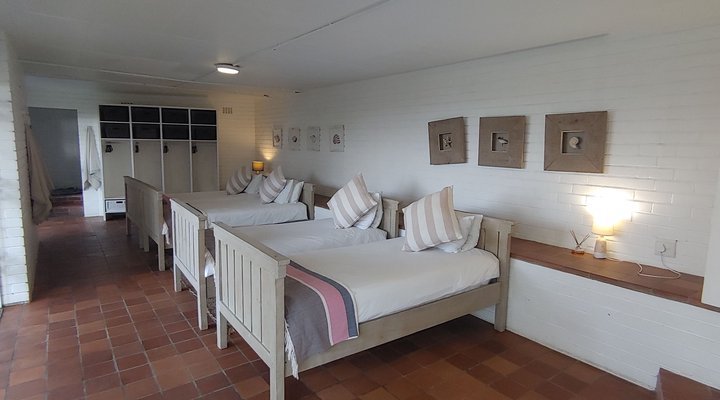Hidden Heights Beach House, 25 Magai Drive