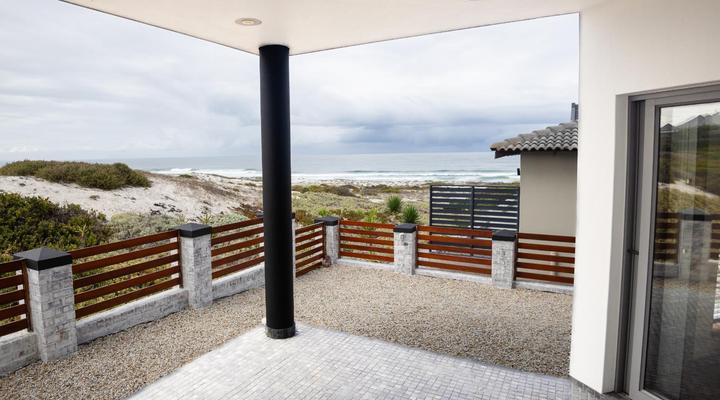 Yzerfontein Beach Villa