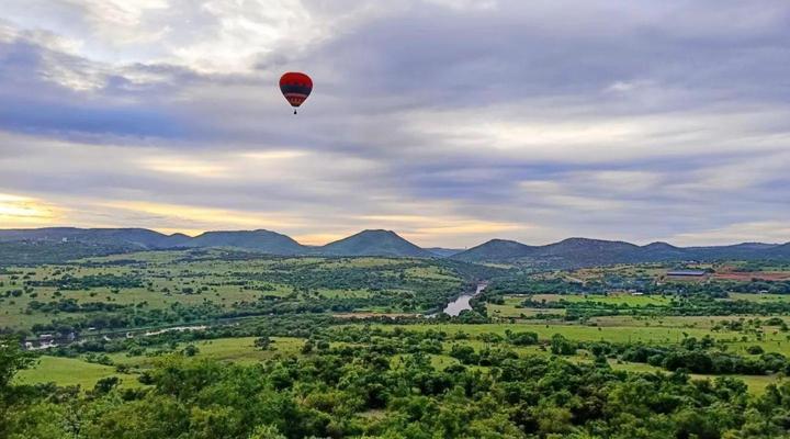 Oppiberg Guest House