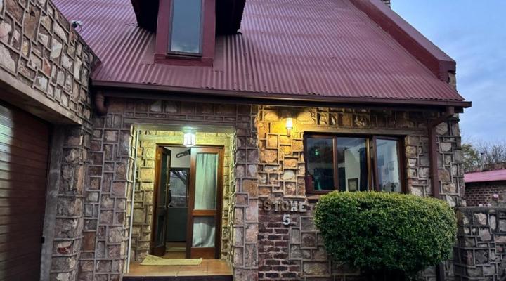 Critchley Stone Villa