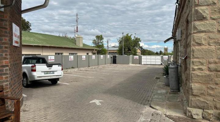 Conti-Inn Guesthouse