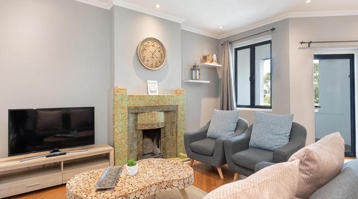 Warwick Mansions Apartment 2